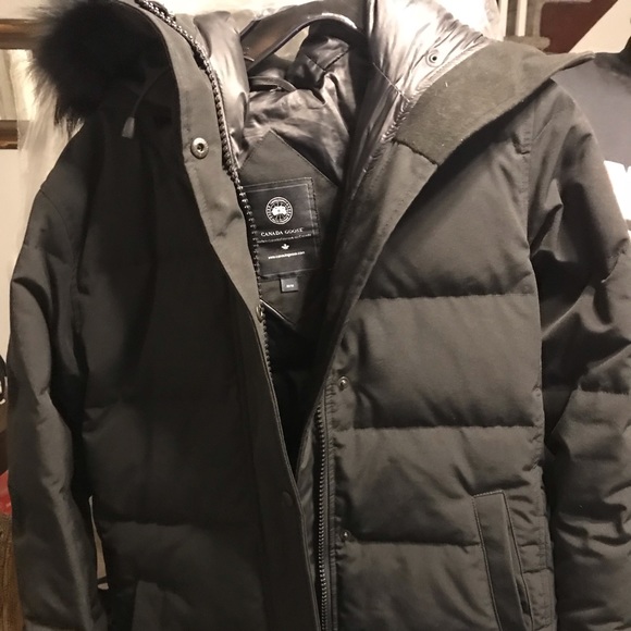 canada goose shelburne parka black label